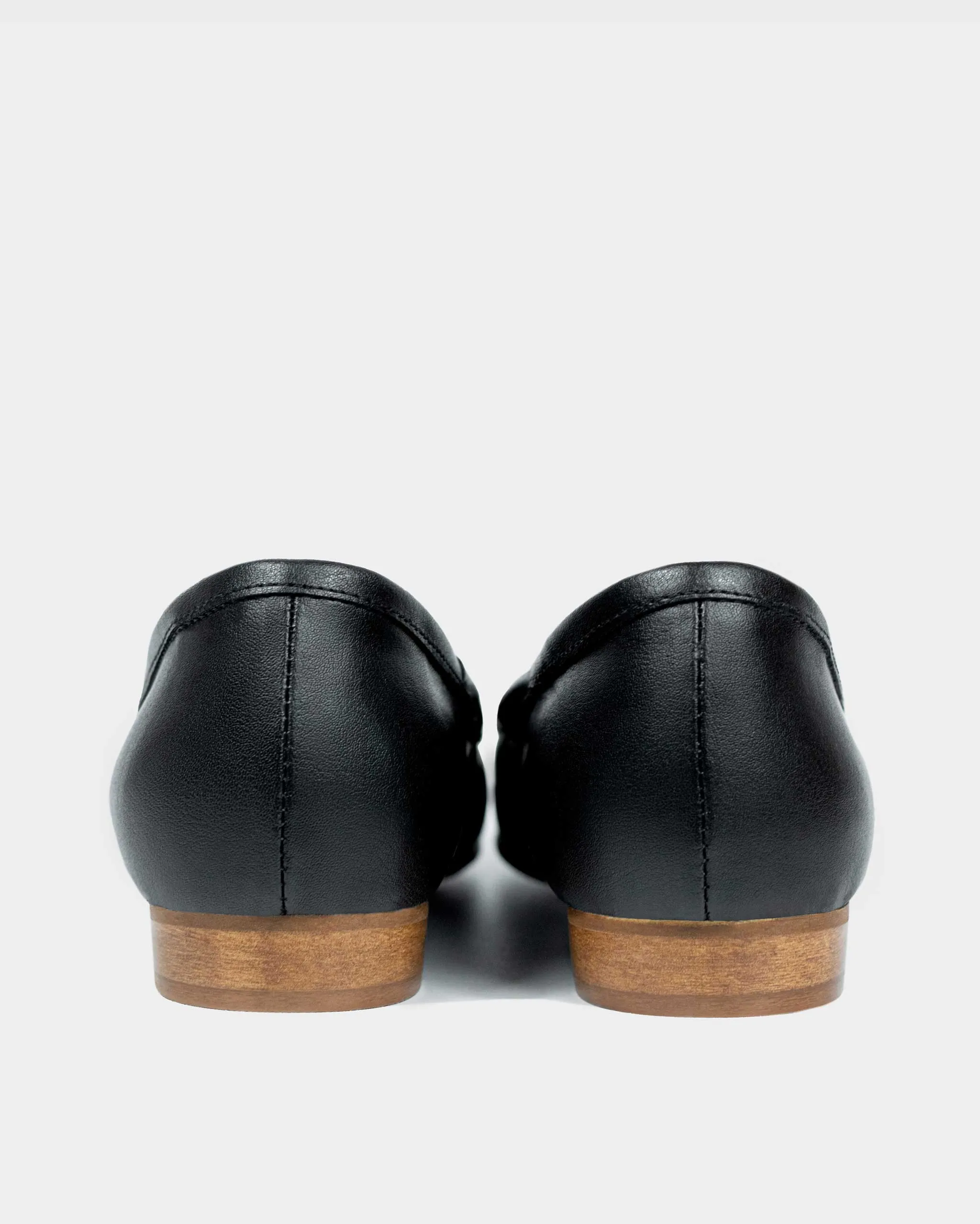 Audrey Pumps Black grape leather ballerinas