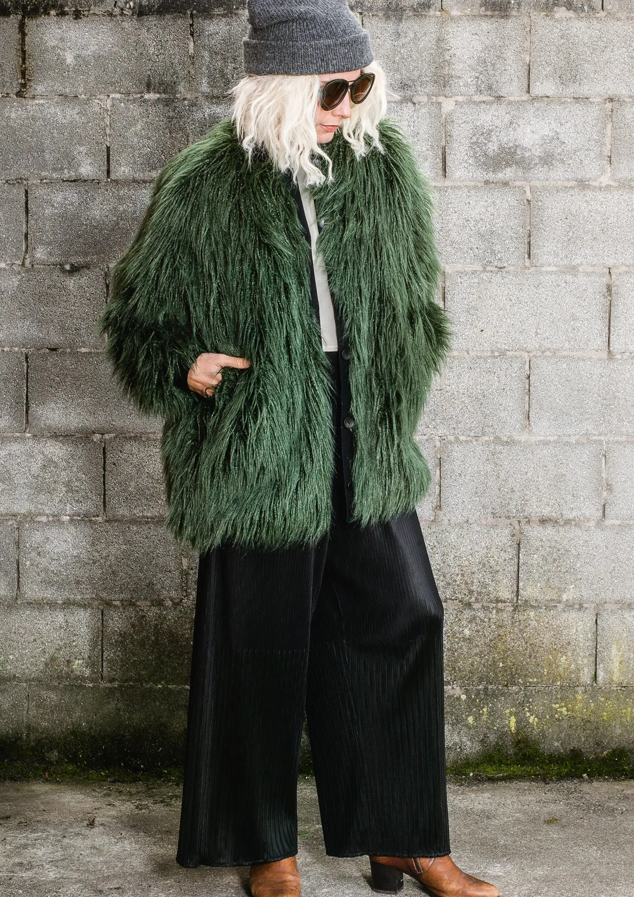 PILOT JACKET - FAUX FUR SHAGGY dark green / FUR LINING black