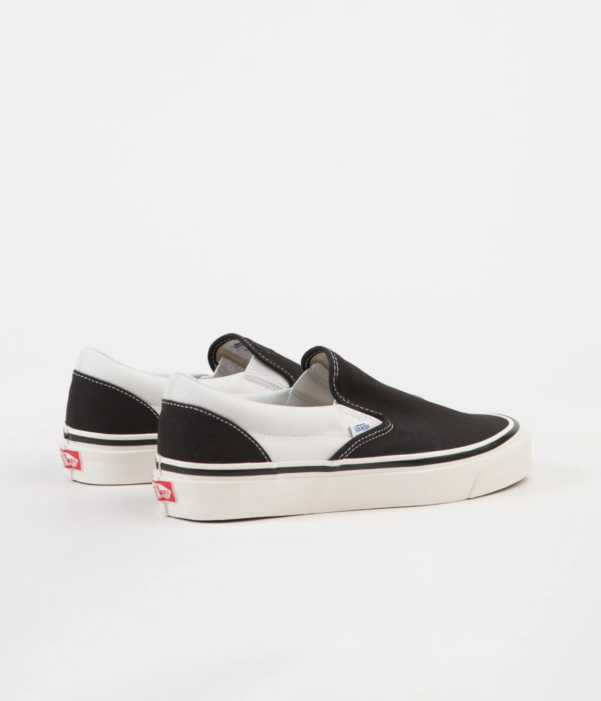 Vans Classic Slip-On 98 DX Anaheim Factory Shoes - Black / White